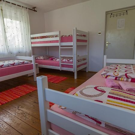 Guest House Konjic Ngoại thất bức ảnh